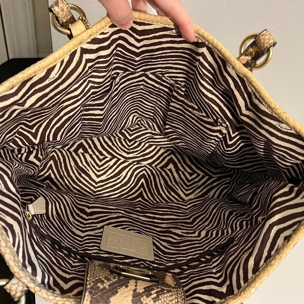 Coach natalie weekender straw python - Picture 3 of 5